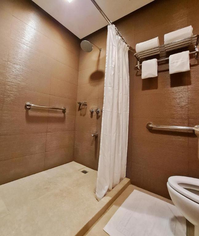 District 21 Hotel Iloilo Zewnętrze zdjęcie