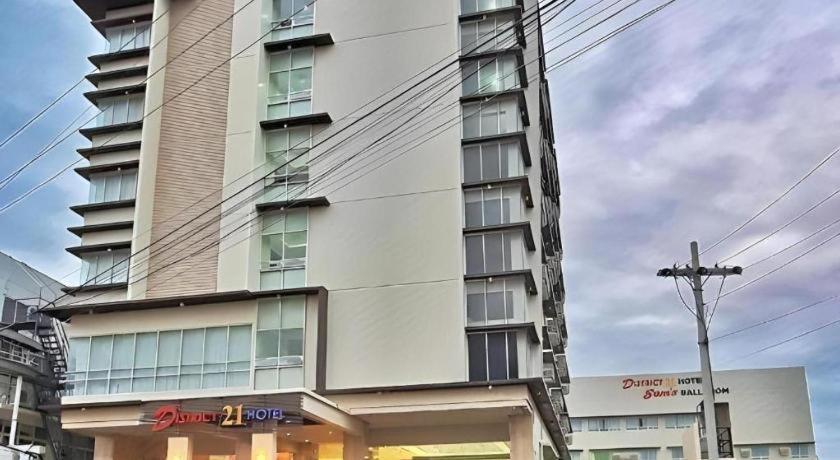 District 21 Hotel Iloilo Zewnętrze zdjęcie