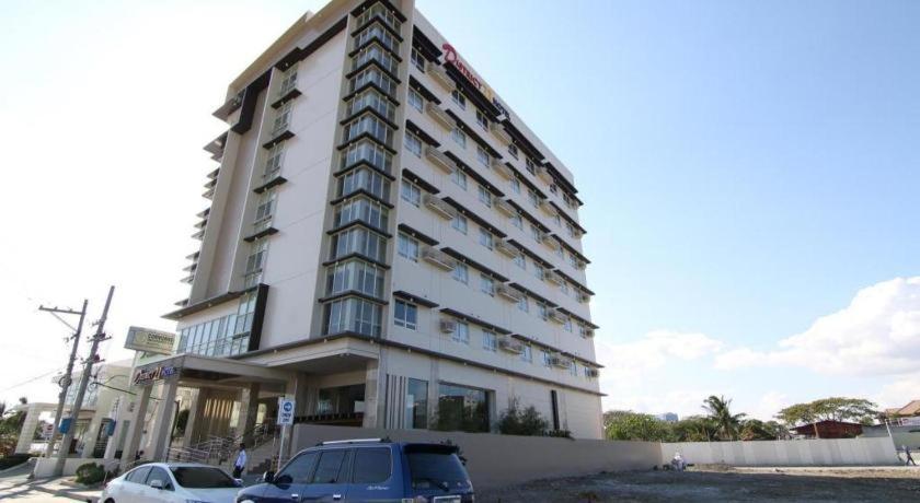 District 21 Hotel Iloilo Zewnętrze zdjęcie