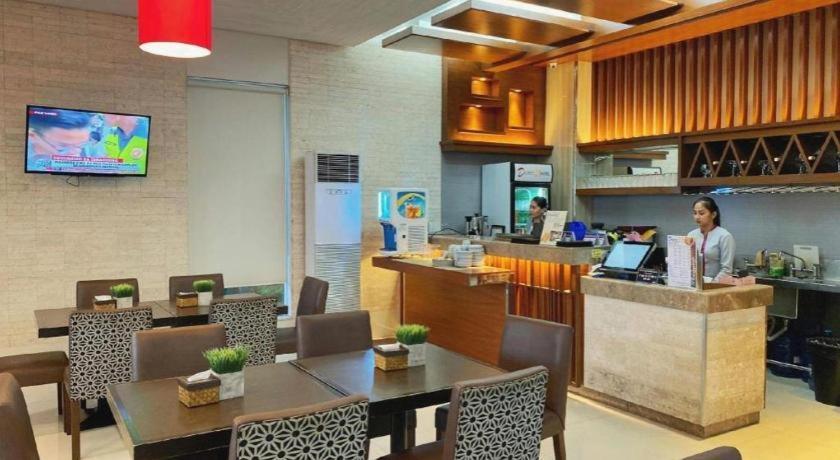 District 21 Hotel Iloilo Zewnętrze zdjęcie