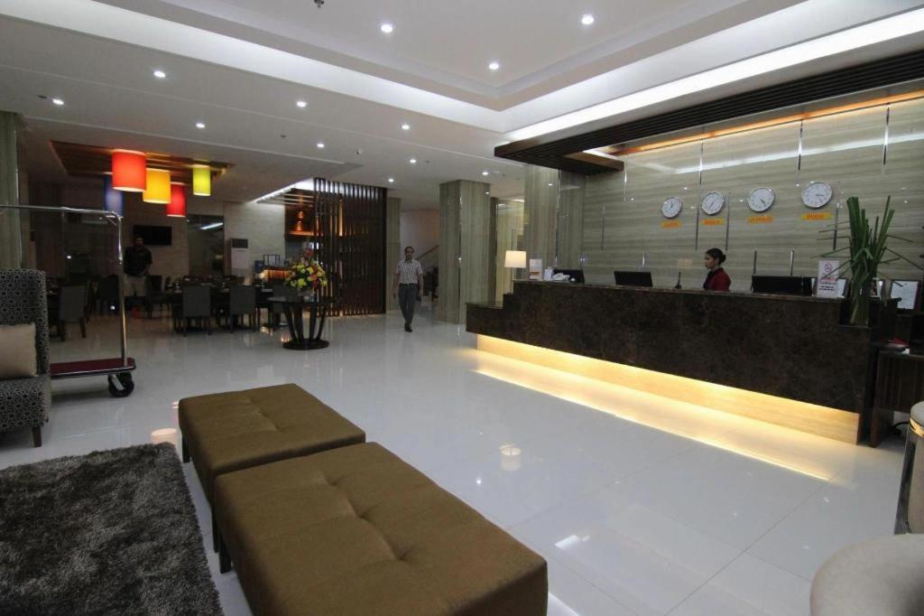 District 21 Hotel Iloilo Zewnętrze zdjęcie