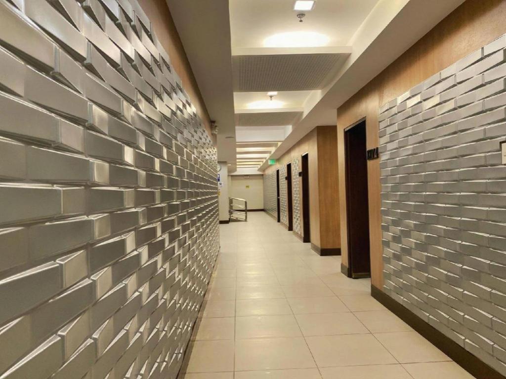 District 21 Hotel Iloilo Zewnętrze zdjęcie
